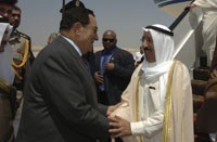 الأمير بحث مع الرئيس المصري الوضع في لبنان وجهود تحقيق الاستقرار في الشرق الأوسط 