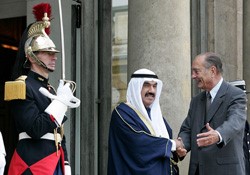 المحمد: نقلت لشيراك رسالة من الأمير وبحثنا أوضاع لبنان وفلسطين والنووي الإيراني