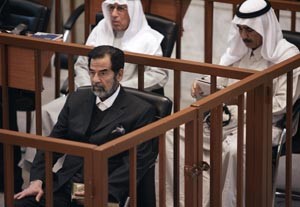 للمرة الثانية ...القاضي الجديد عن صدام: «طلّعوه» 