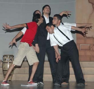 البحرين تطلق مهرجان الخليج المسرحي التاسع 