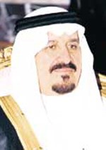 الأمير سلطان يجدد التحذير من تقسيم العراق ويدعو اللبنانيين إلى الحوار العقلاني
