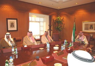 الأمير: ندعم وحدة التراب المغربي