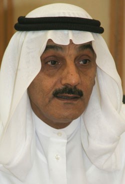 الخليفة أصدر قرارات تكليف وندب وترقية بالصحة