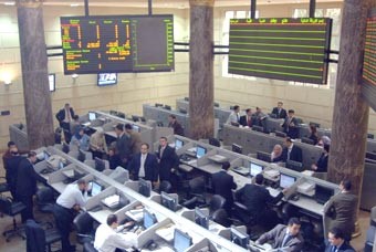 مشتريات الأجانب وسهم أوراسكوم تليكوم يدعمان صعود البورصة المصرية