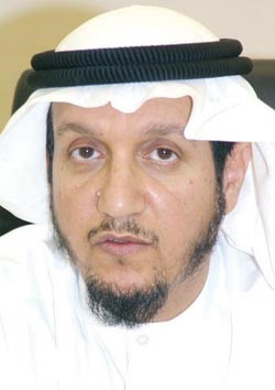 منح الأبناء القصر للكويتيات المتزوجات من غير كويتي الإقامة والإعفاء من الرسوم
