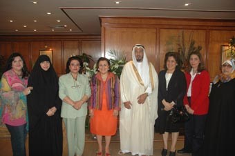 وكلاء التربية يبحثون مقترح التعليم الخاص بزيادة رسوم المدارس