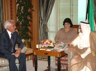 الأمير تلقى دعوة لزيارة أفغانستان وعزى كينيا