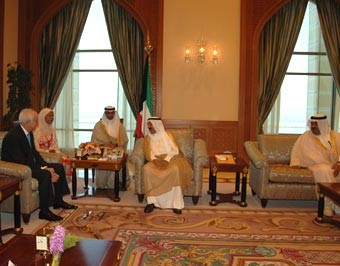الأمير وناصر المحمد استقبلا البدر ورئيس الاتحاد الدولي للسباحة