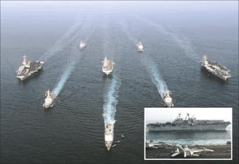 9 سفن حربية أميركية بينها الحاملتان «نيميتز» و«ستينس» تبدأ مناورات واسعة بالخليج