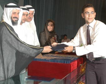 العليم عن الاستعدادات للصيف: نواجه تحديا يتطلب من الجميع التعاون واللجوء للقطع المبرمج للماء والكهرباء مطروح