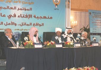 المشاركون في «الإفتاء»: دور المفتي أخطر من القاضي وعلينا صيانة الفتوى من التأثر بالأهواء الحزبية أو التنظيمية
