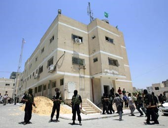 حماس تعلن «تحرير غزة من قطعان العملاء»