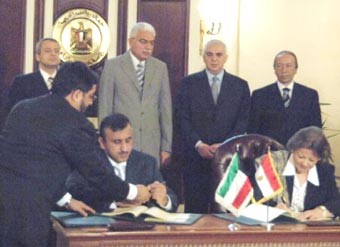 86 مليون دولار من الصندوق الكويتي لتطوير مشاريع الدواجن في مصر