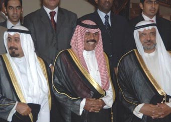 محمد الصباح: نطمح لعقد أول قمة عربية اقتصادية في الكويت