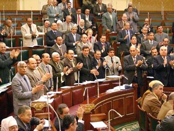 إعلان حزب الإخوان بعد التحسينات وشائعات عن حل مجلس الشعب