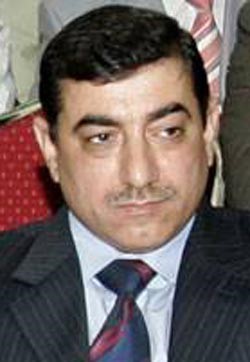 العراق: وزير الثقافة إرهابي.. وملاحق قانونياً