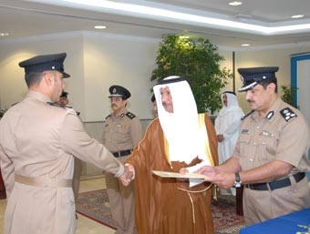 المبارك للخريجين: ضعوا الكويت نصب أعينكم وكونوا قدوة للآخرين وتمسكوا بسلاح العلم