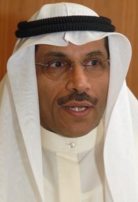 العصيمي: 6 شركات خليجية وعالمية تقدمت للدخول في مزايدة «الاتصالات المتنقلة الثالثة»