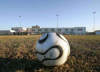 الانتقالية تفتح باب الترشيح لاتحاد الكرة المقبل 
