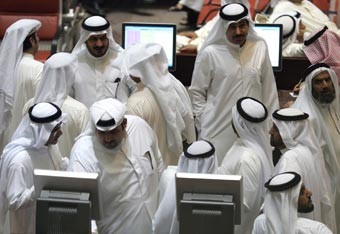 مضاربات وجني أرباح تقود السوق وتوقعات بعمليات تصحيح 
