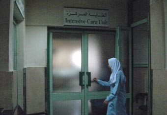 طالبة كويتية في القاهرة تتلقى 3 طعنات على يد سوداني اقتحم غرفتها بالفندق وسرق منها 500 جنيه