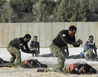 فيلتمان يشاطر بري إتمام الانتخاب الرئاسي في موعده ويستمهله أسبوعاً ليرد على أسئلة طرحها عليه