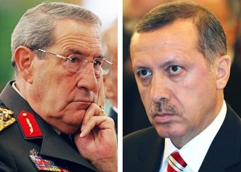 أردوغان: على العسكر البقاء بعيدا عن السياسة 