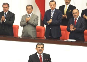 الرئيس التركي عبدالله غول: متمسك بمبادئ أتاتورك العلمانية