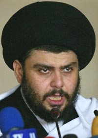 الصدر يجمّد أنشطة جيش المهدي 6 أشهر لإعادة هيكلته