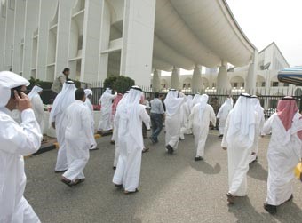 مسؤولون في شركات لـ «الأنباء»: ارتفاع أسعار النفط وانتعاش البورصة غطاء لصعوبة المناخ الاستثماري