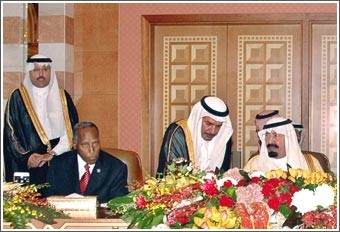 خادم الحرمين الشريفين يرعى اتفاق جدة للمصالحة الوطنية الصومالية