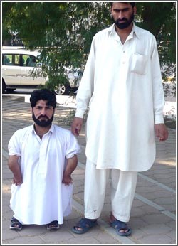 شكيل الباكستاني لـ «الأنباء»: لو تقدمت إلى موسوعة غينيز لحصلت على لقب أقصر رجل في العالم