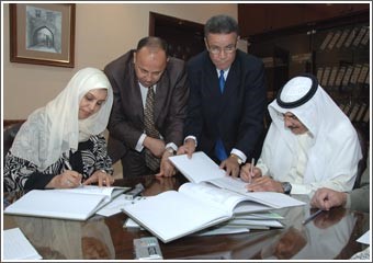 الصانع: توقيع عقد مبنى مجمع الخدمات الإدارية في الشدادية بتكلفة 7.997 ملايين دينار