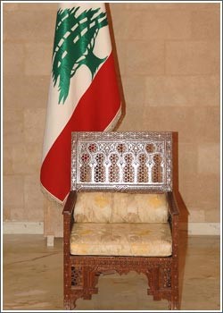 لبنان: لائحة صفير قبل يومين من «جلسة 21» منعاً لحرقها