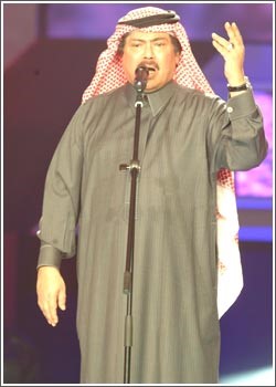 عندما غنى أبوبكر سالم بلفقيه عام 1988 قائلا: «أنا كويتي»
