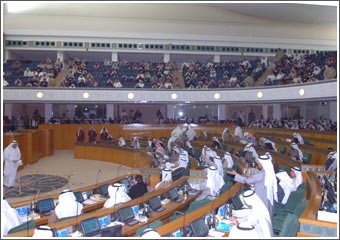 المجلس يستكمل اليوم مناقشة شراء الدولة قروض المواطنين