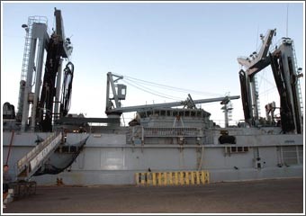 الفرقاطة «ڤار» تزور الكويت وطاقمها يجري تدريبات مشتركة مع البحرية الكويتية