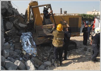 وفاة سوري بانهيار بناية هدام في المنقف