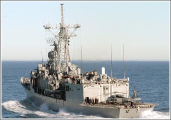 الحرس الثوري ينفي تهديد سفن أميركية بالخليج
