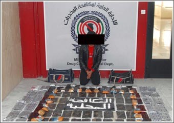 «المكافحة» أوقعت عسكرياً في أمن الحدود بـ 50 كيلو حشيش و50 ألف حبة كبتي