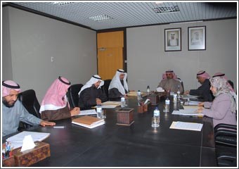 الشيخ: السماح بالتحويل بالقطاع الأهلي دون شرط المدة وبموافقة الكفيلين