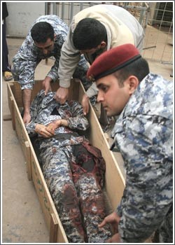 العراق: «الصدري» يلوّح بالعودة للعمل العسكري ومقتل وإصابة 60 شرطياً أثناء محاولتهم إبطال 8 صواريخ