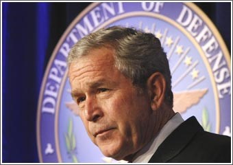 بوش يؤكد إحراز «نصر إستراتيجي» في العراق رغم تكلفته «الباهظة»