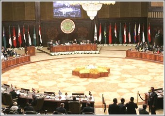 قمة دمشق: دعوة لتوفير الحماية للفلسطينيين والتصدي للإساءة إلى الإسلام في أنحاء العالم