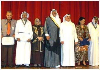 مهرجان الكويت إضاءة مسرحية تظهر الطاقات المبدعة