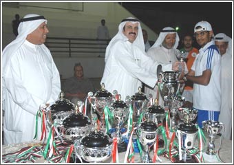 «التطبيقي» تحصد كأس التفوق الرياضي للعام الدراسي 2007-2008