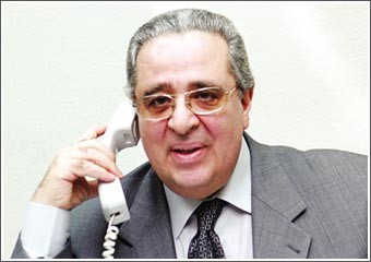 د.عطيفة : الاكتشاف المبكر للسرطان يسهل مسيرة العلاج  ويزيد  نسبة الشفاء إلى 100 %
