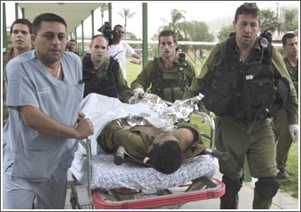 مقتل 3 جنود إسرائيليين بكمين لكتائب القسام و17 فلسطينياً بغارات على غزة
