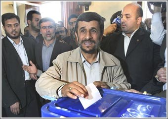 مشاركة كثيفة بانتخابات الدورة الثانية في إيران