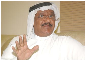 غانم الصالح: حال الفنانين بالكويت صار مثل المسباح المقطوع!